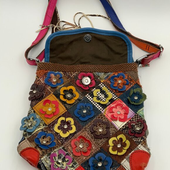 AmeriLeather Patchwork Flower Handbag Shoulder Strap Crossbody - Picture 2 of 8